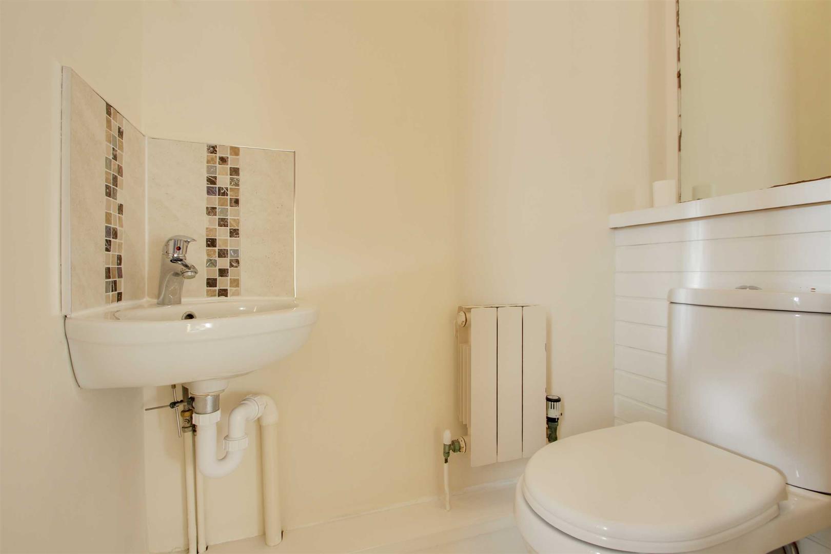 Lenborough Court, Woolstone, Milton Keynes